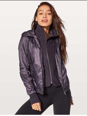lululemon athletica Scuba Hoodie in Boysenberry